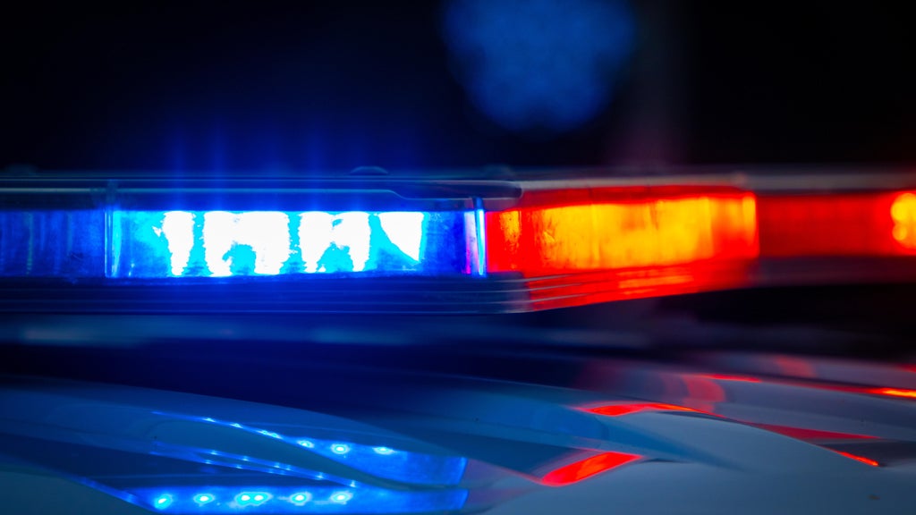 San Jose police officer shoots at vehicle after second officer injured during traffic stop — CBS Bay Area (KPIX), Pleasanton Community news