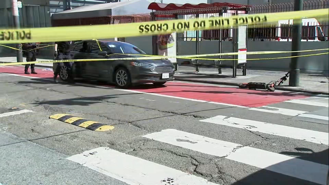 Man fleeing from police on scooter dies after hitting 'street fixture' in SF, police say
— ABC 7 Bay Area, Pleasanton Community news