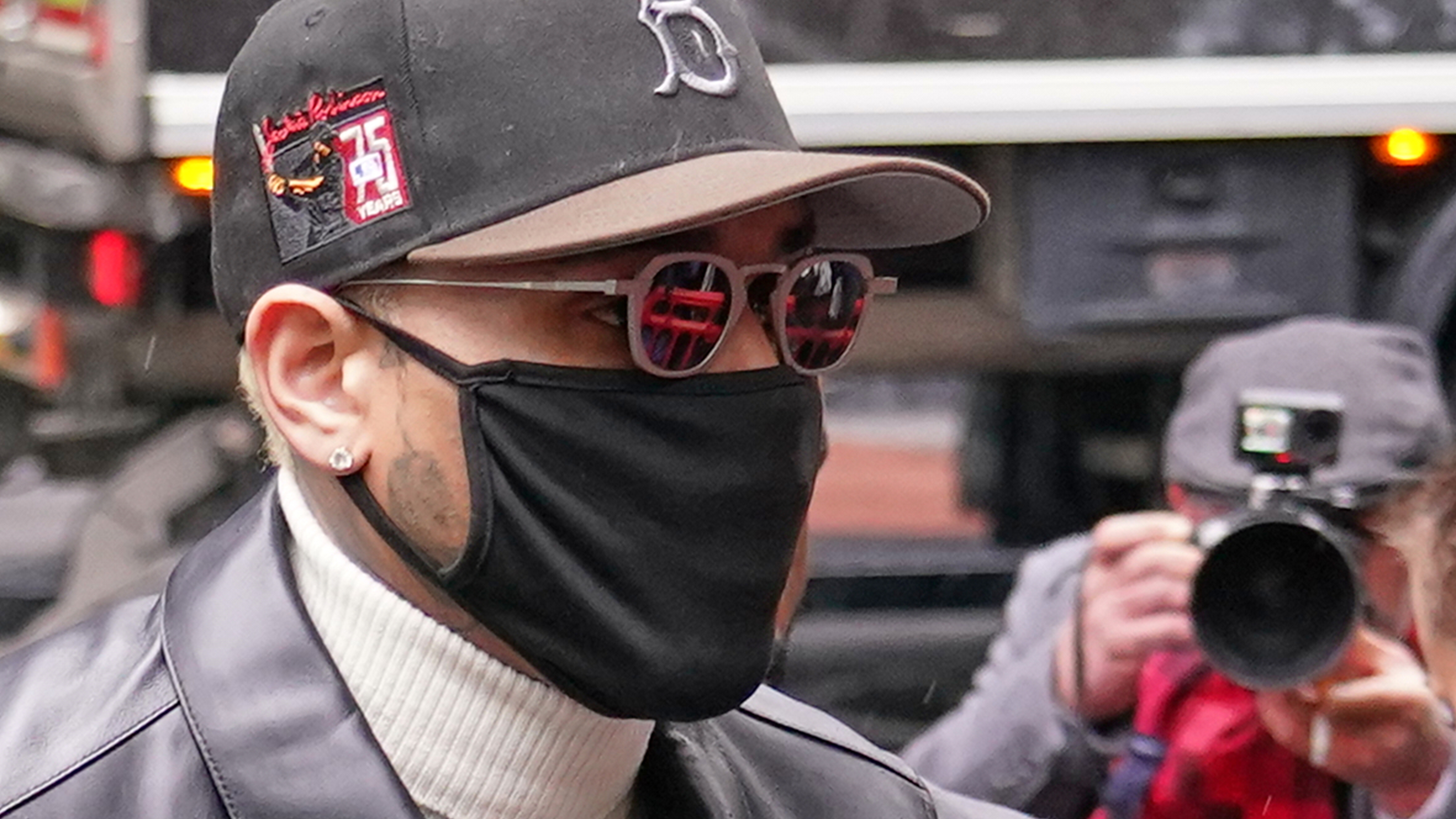 Chris Brown avoids prison time for brawling at a London nightclub

       — ABC 7 Bay Area, Pleasanton Community news