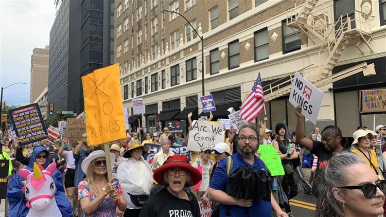 Thousands expected to show up for 'No Kings' protests in North Texas. Here's what you need to know — WFAA (Dallas-Fort Worth), Pleasanton Community news