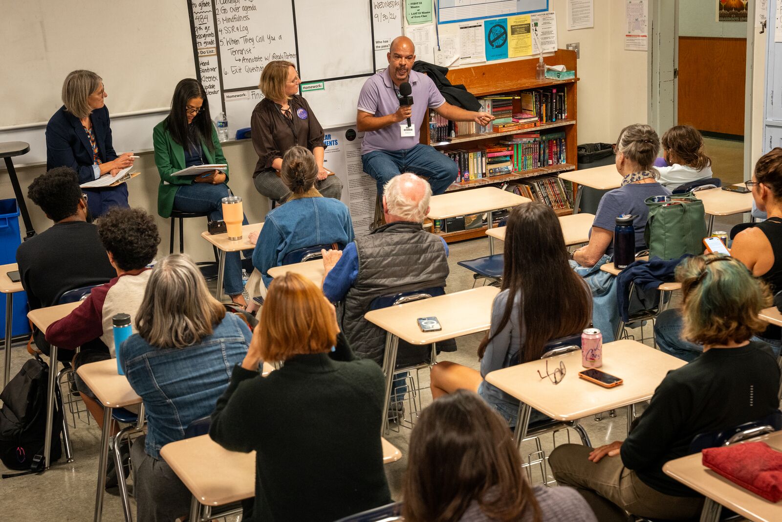 District 4 school board candidates talk literacy, transparency and rightsizing the district — The Oaklandside