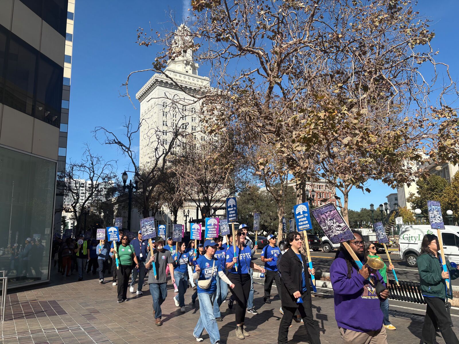 Oakland city workers will strike Nov. 5 if no deal is reached — Pleasanton Community news