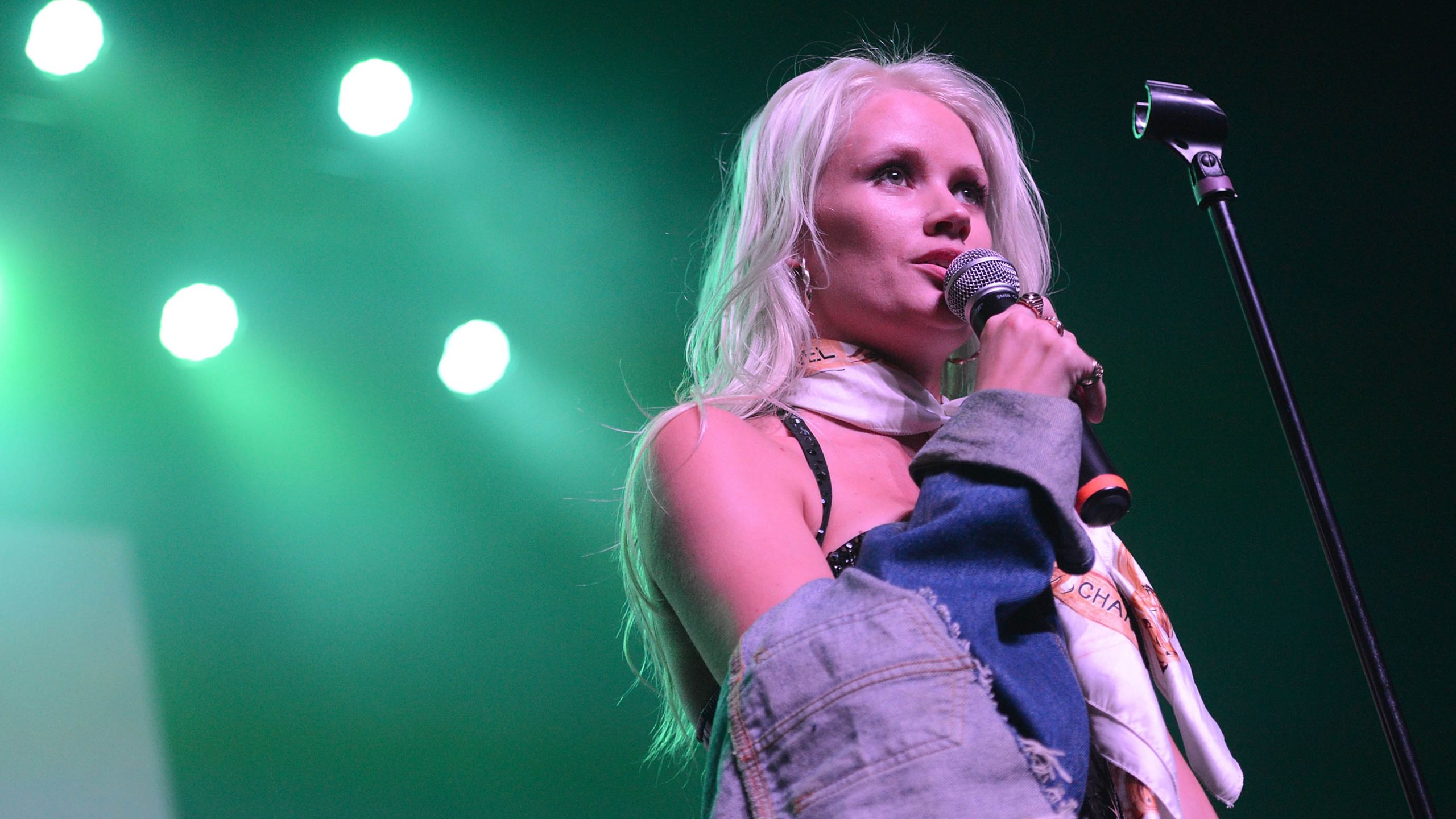 Lauren Bennett, 'Party Rock Anthem' singer, cause of death revealed: Reports โ KTVU FOX 2 Bay Area