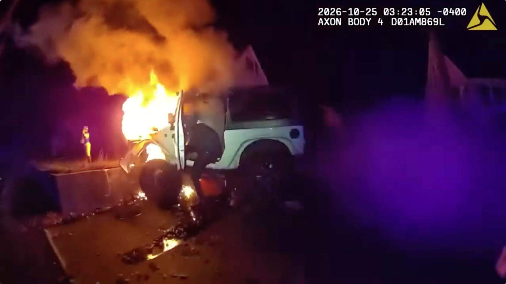 Bodycam video shows police rescuing man from burning Jeep after crash; driver facing multiple charges — KTVU FOX 2 Bay Area, Pleasanton Community news